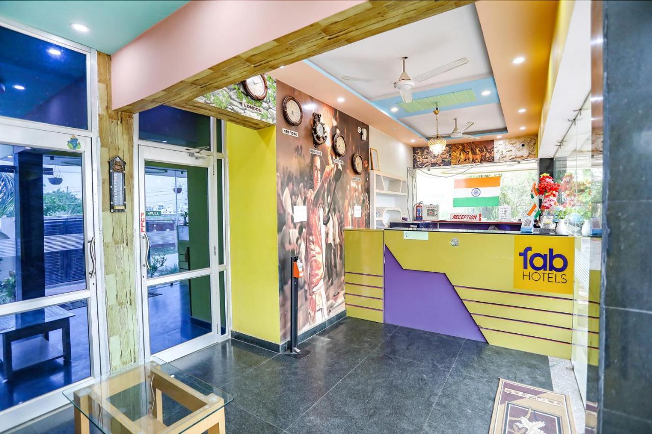 Fabhotel Kriti Green Varanasi Exterior photo